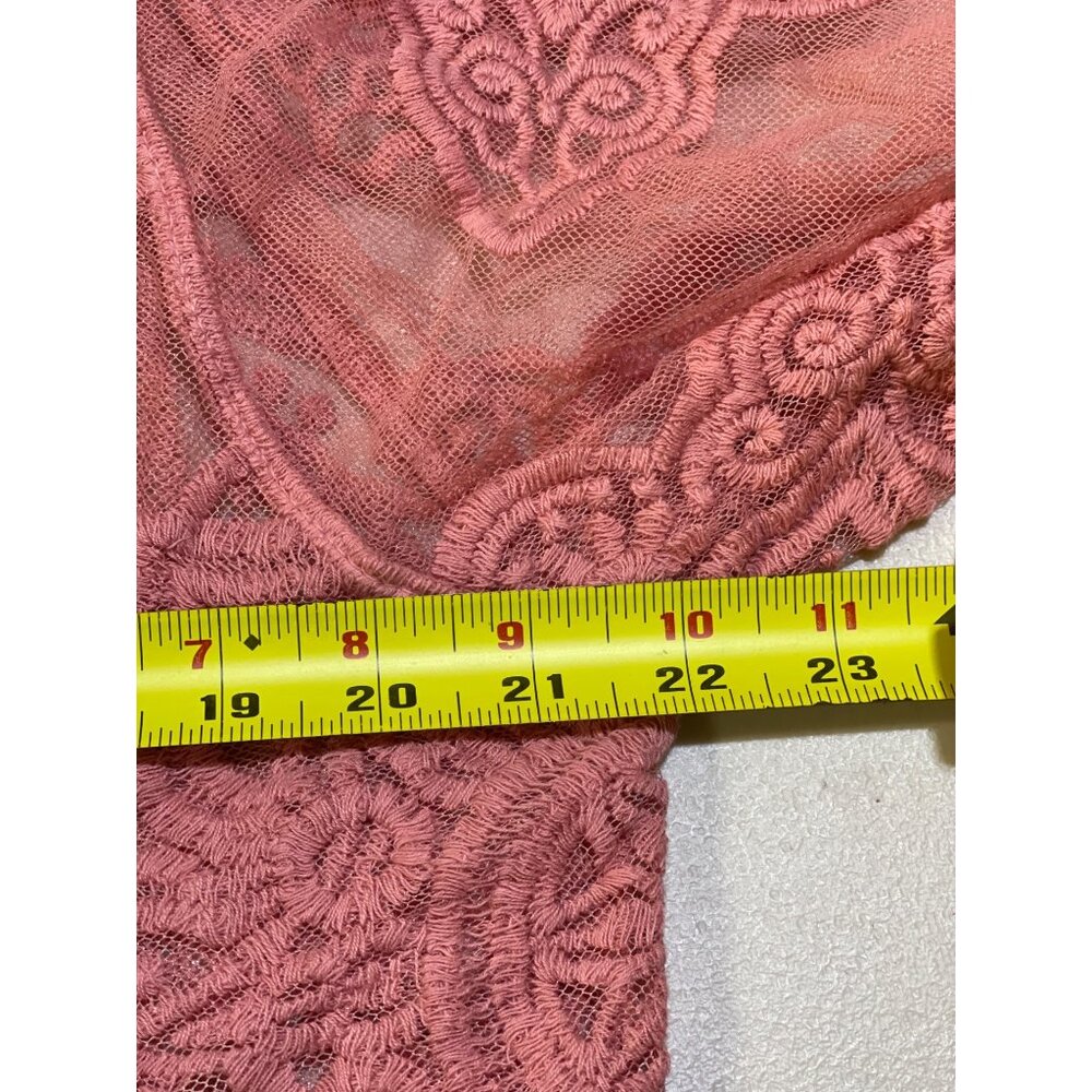 Time And Tru Mauve Glow Lace Layering Piece L-XL - Picture 4 of 7